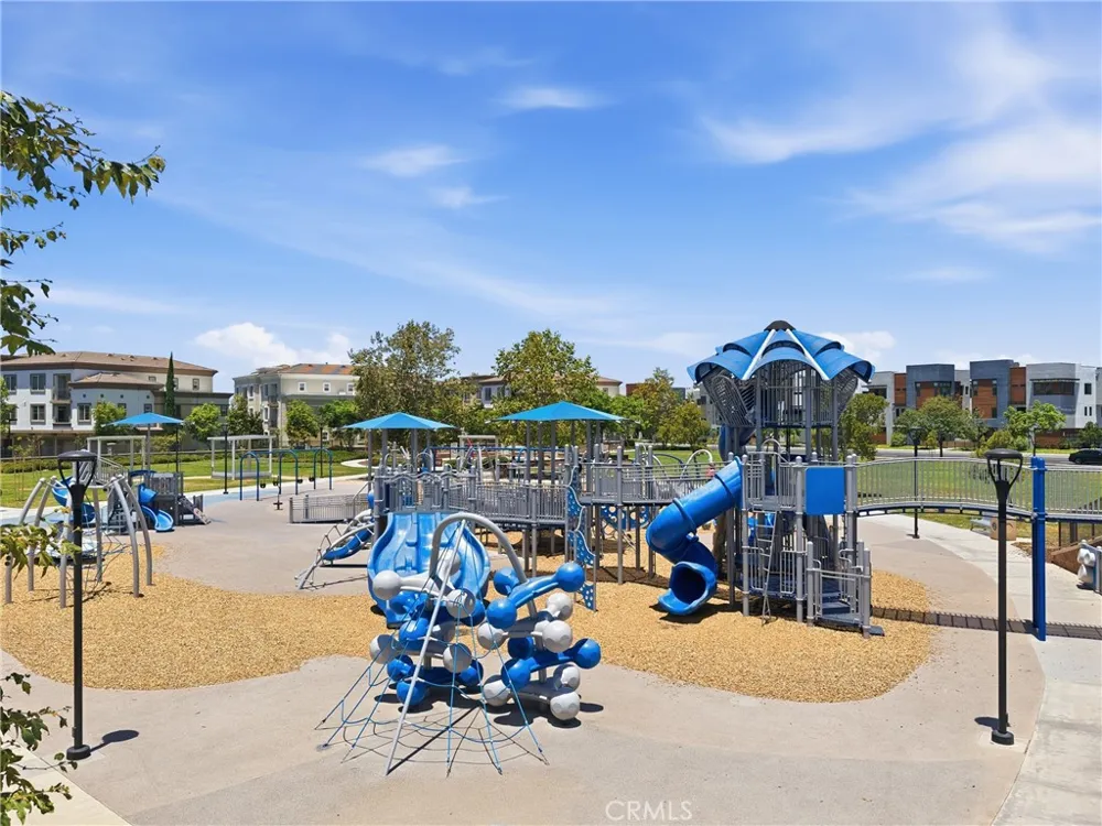 253 Waypoint Tustin, CA 92782