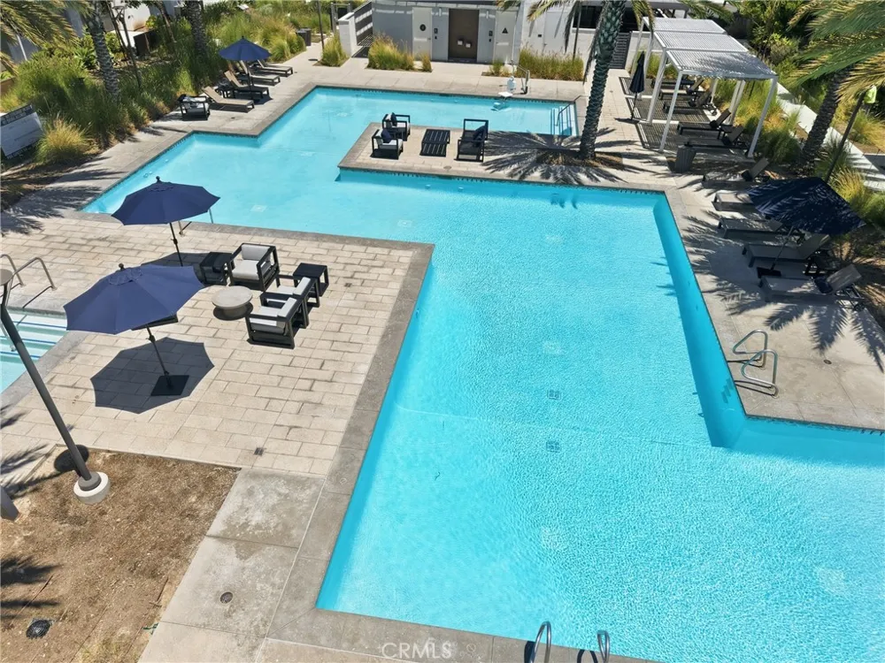 253 Waypoint Tustin, CA 92782