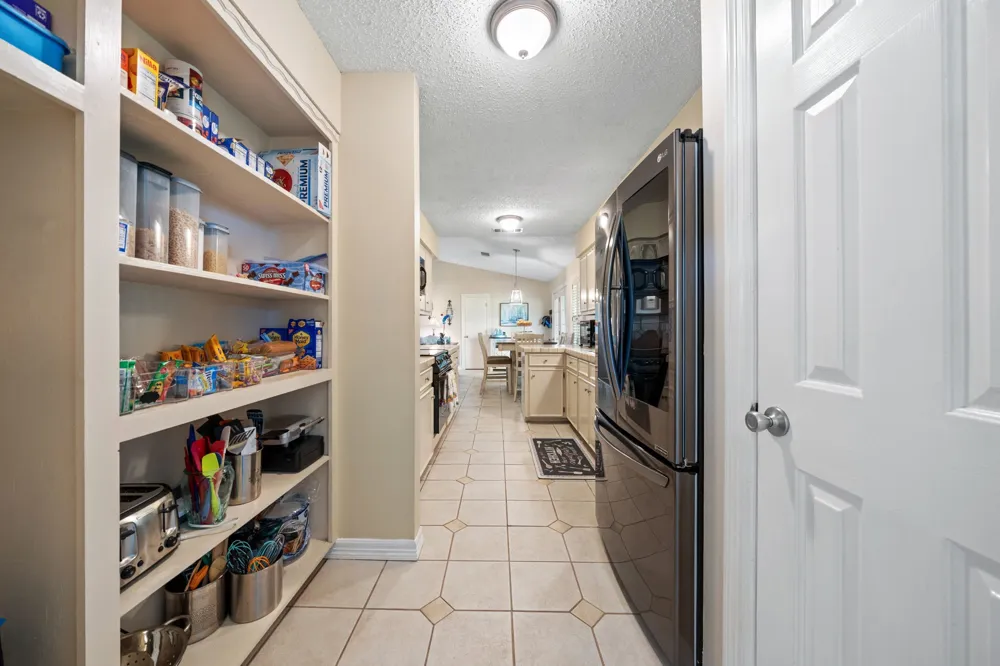 9885 Silver Creek Drive Scurry, TX 75158