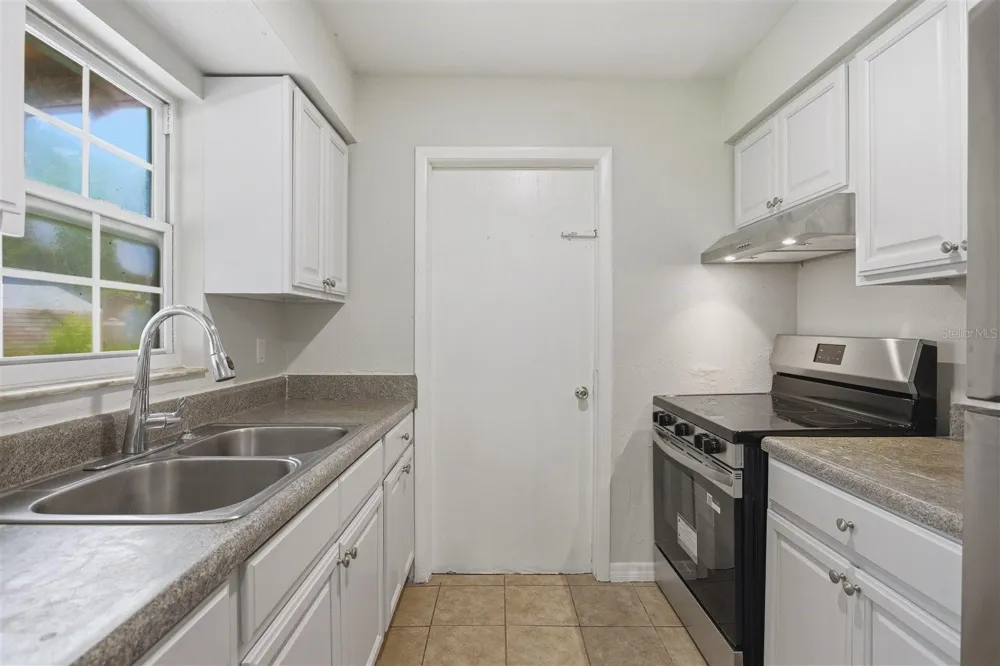 322 LITTLE ROCK COURT Ocoee, FL 34761