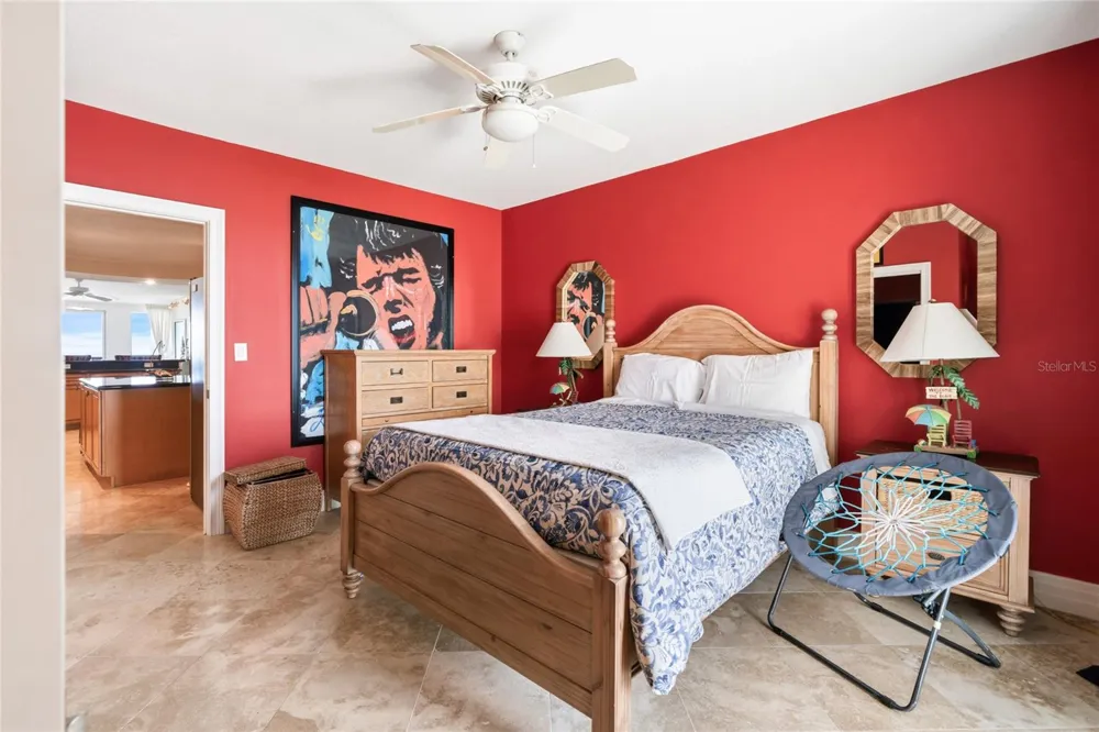 1350 GULF BOULEVARD #901 Clearwater Beach, FL 33767