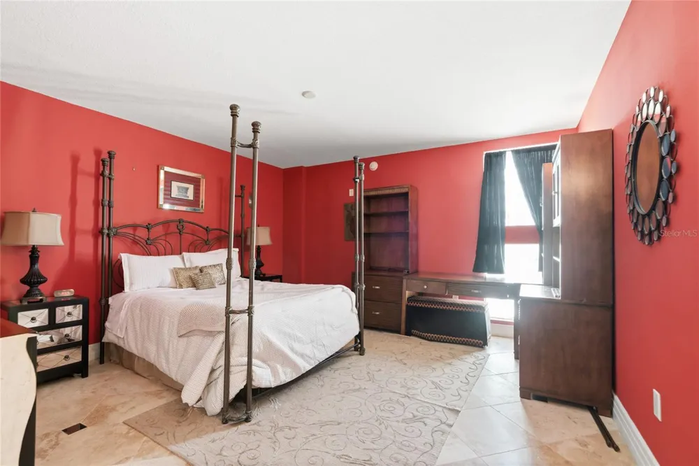 1350 GULF BOULEVARD #901 Clearwater Beach, FL 33767