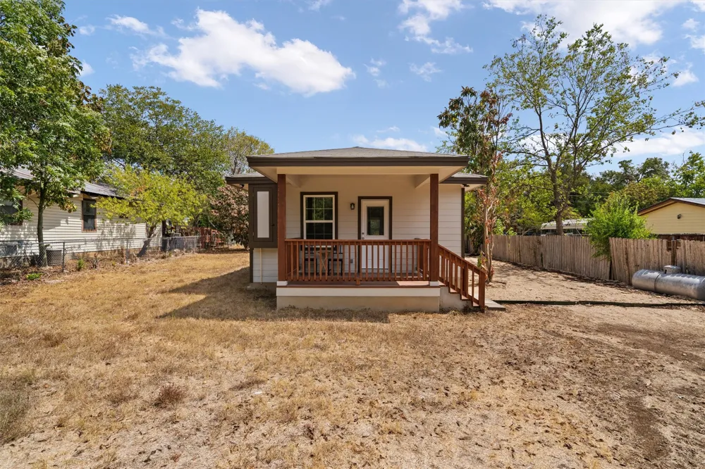 10004 Gail Road Austin, TX 78748