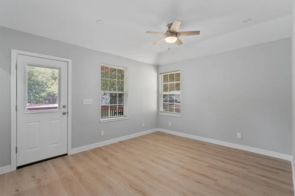 10004 Gail Road Austin, TX 78748