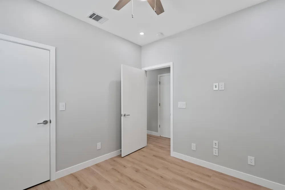 10004 Gail Road Austin, TX 78748