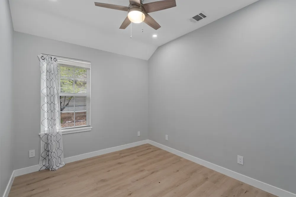 10004 Gail Road Austin, TX 78748