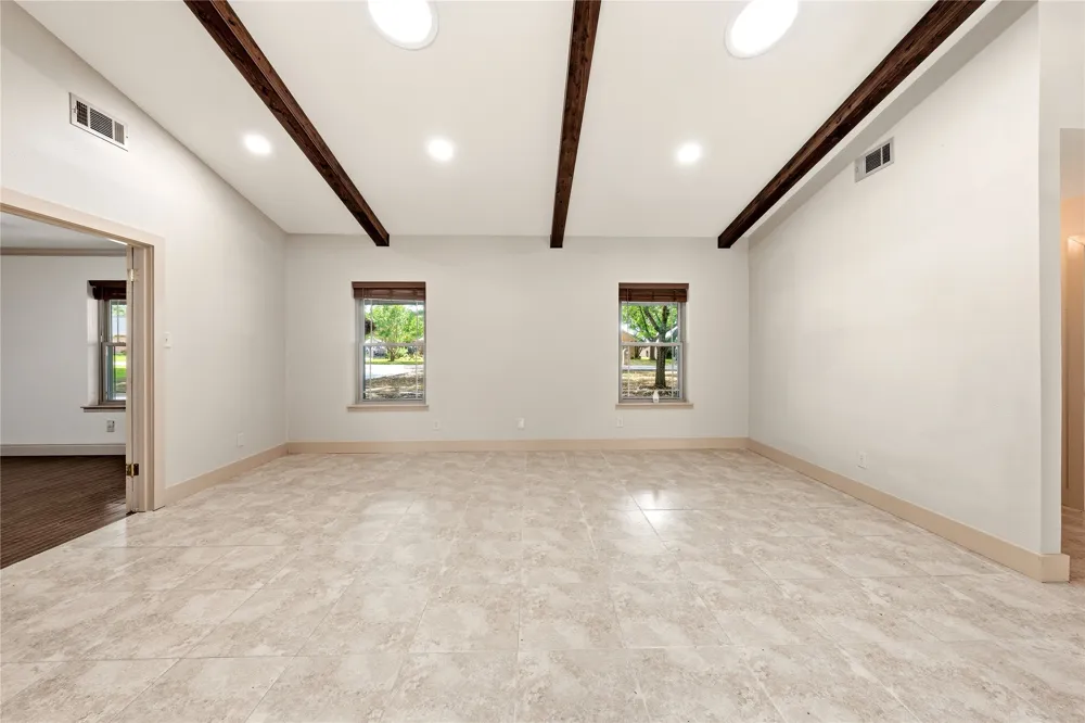 17535 Country Club Drive Kemp, TX 75143