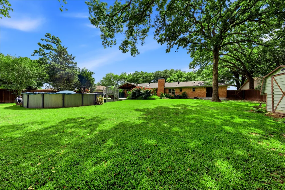 17535 Country Club Drive Kemp, TX 75143