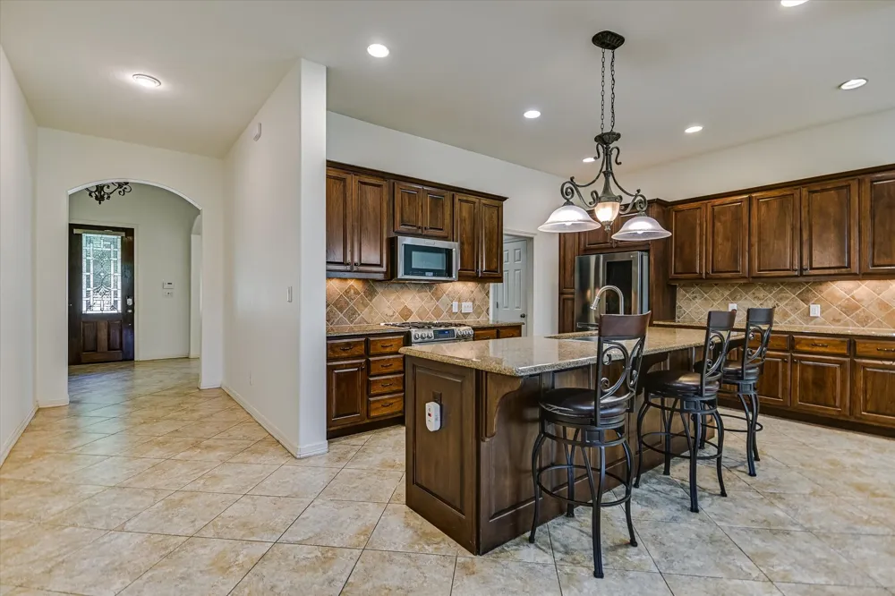 2019 Westvalley Place Round Rock, TX 78665