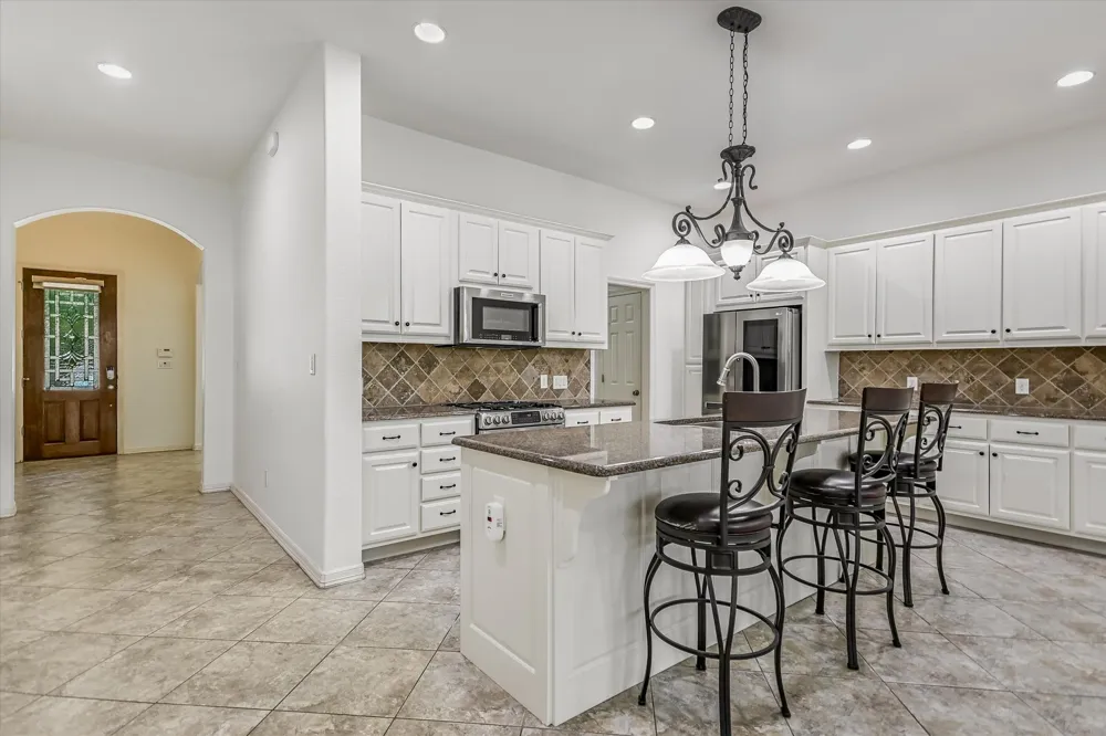 2019 Westvalley Place Round Rock, TX 78665