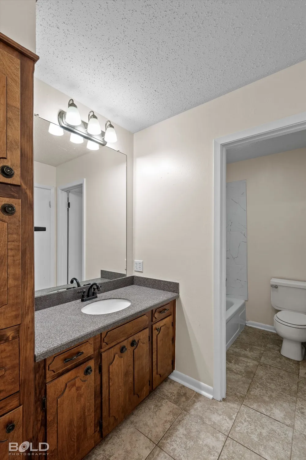 121 Carriage Square Drive Bossier City, LA 71112