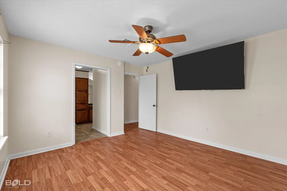 121 Carriage Square Drive Bossier City, LA 71112