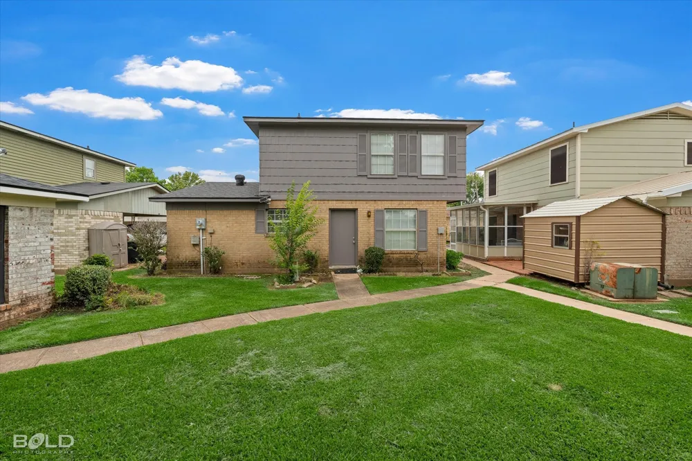 121 Carriage Square Drive Bossier City, LA 71112