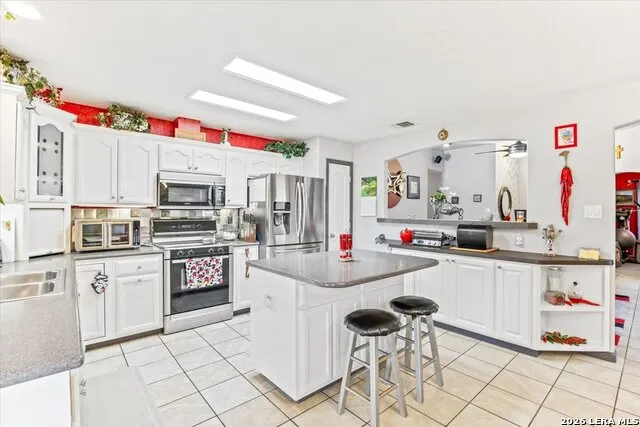 95 Nine Patch Poteet, TX 78065