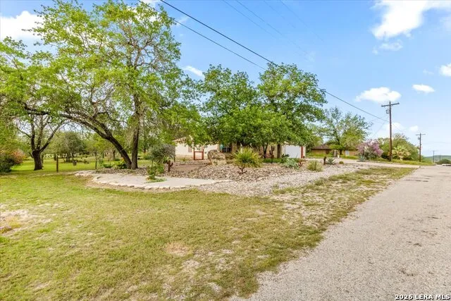 95 Nine Patch Poteet, TX 78065