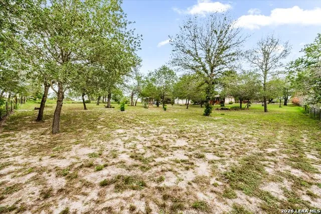 95 Nine Patch Poteet, TX 78065
