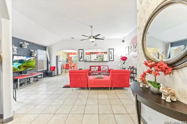 95 Nine Patch Poteet, TX 78065
