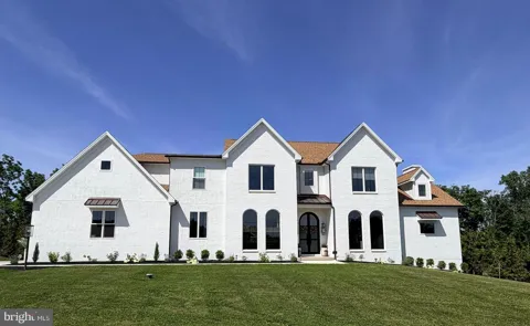 114 JILLIAN WAY