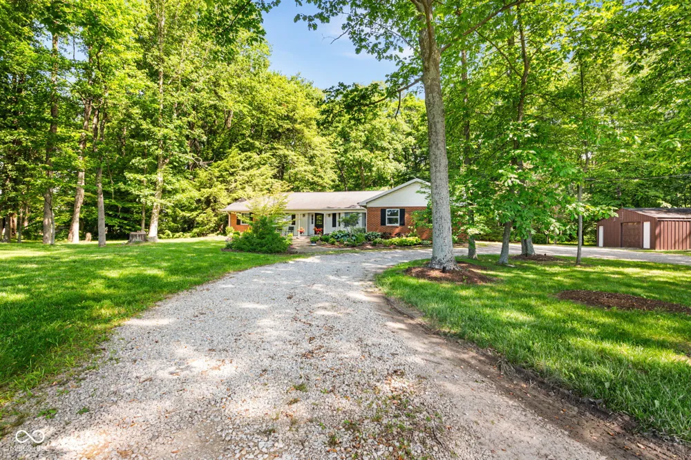 8568 E County Road 400 Greensburg, IN 47240
