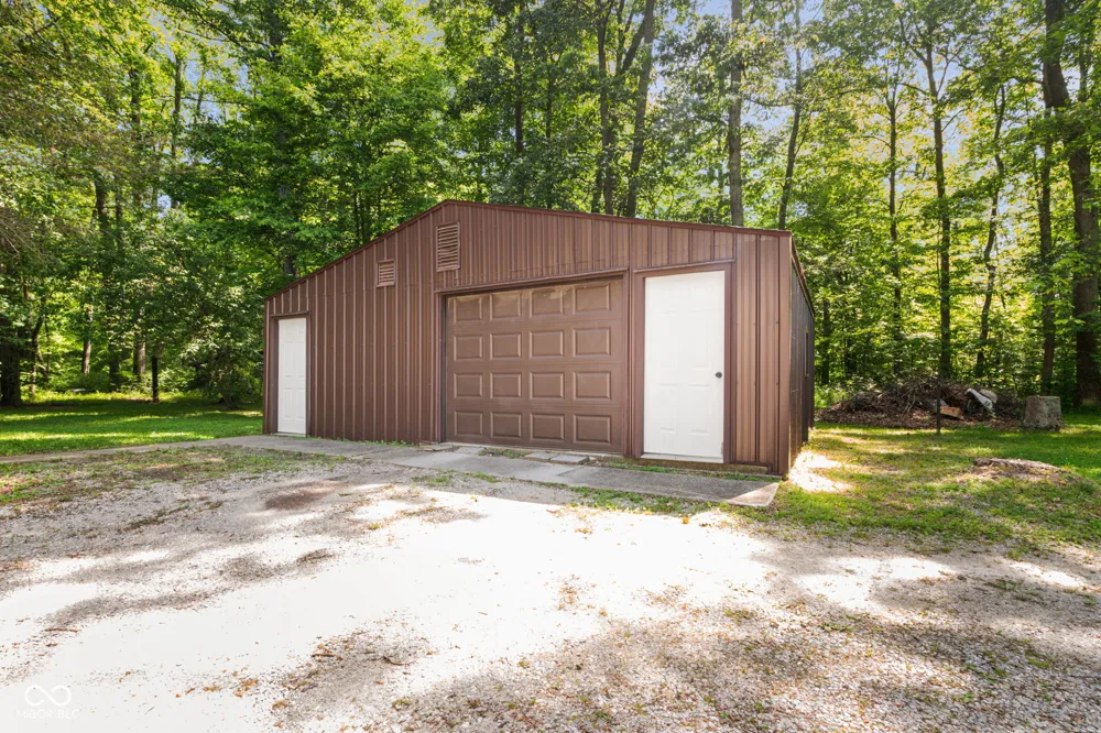 8568 E County Road 400 Greensburg, IN 47240
