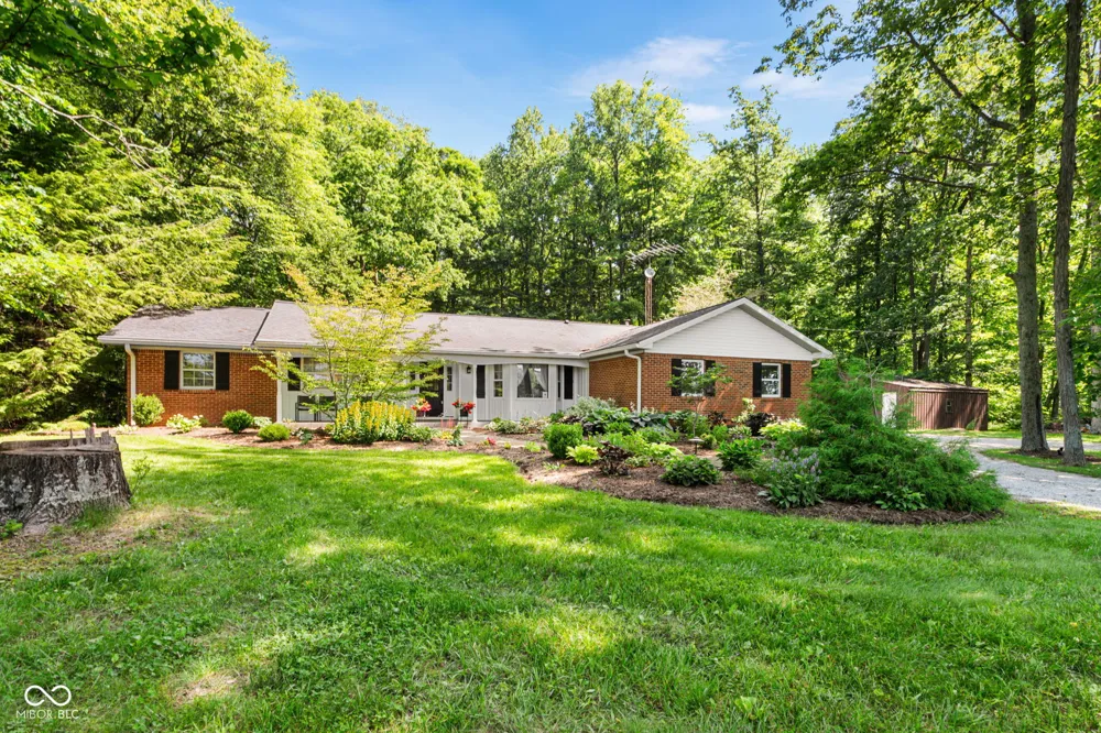 8568 E County Road 400 Greensburg, IN 47240
