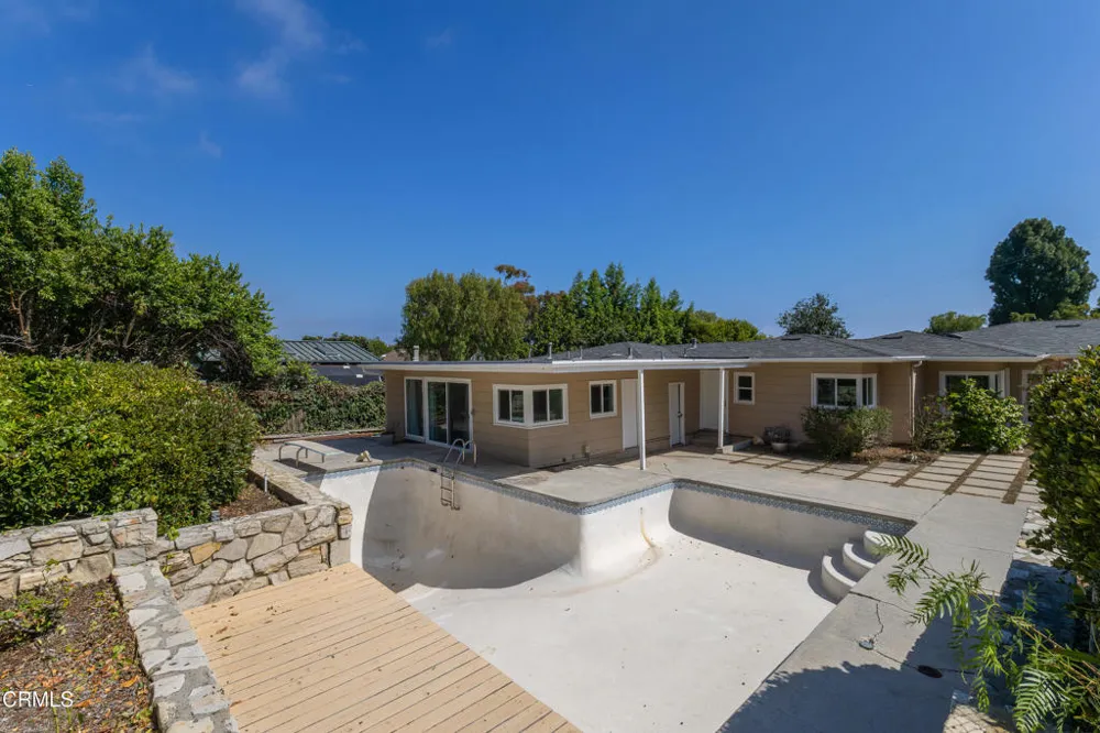21 Sweetbay Road Rancho Palos Verdes, CA 90275