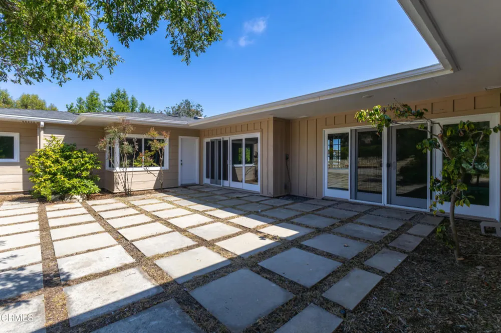 21 Sweetbay Road Rancho Palos Verdes, CA 90275