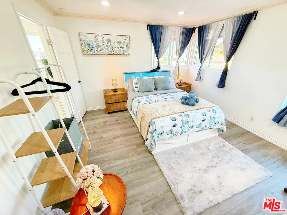 15213 Daphne Avenue Gardena, CA 90249