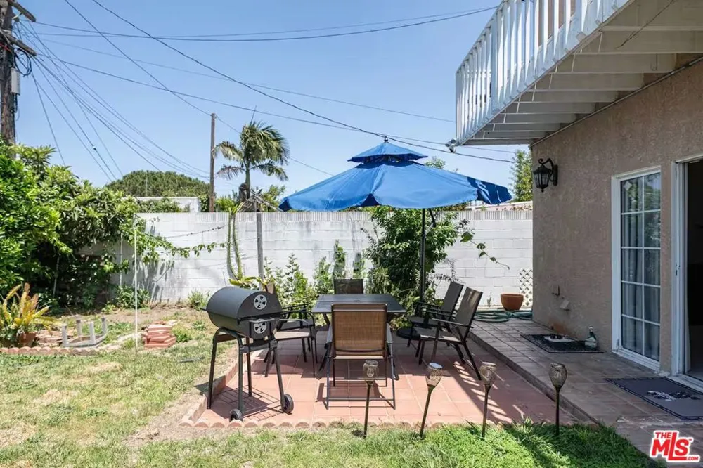 15213 Daphne Avenue Gardena, CA 90249
