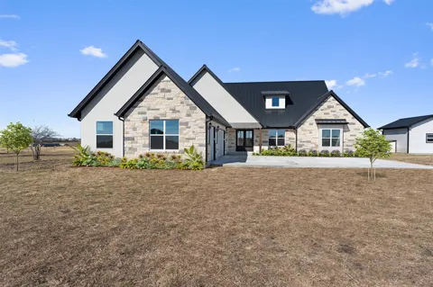 3705 County Road 211 Road