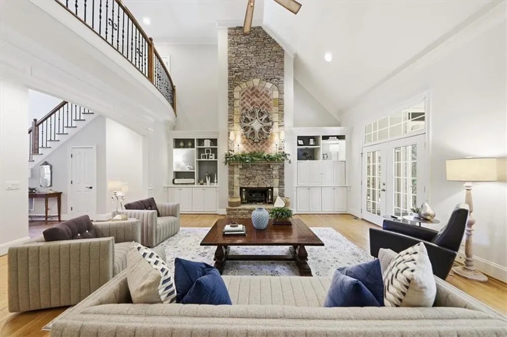 5118 Deer Creek Court Flowery Branch, GA 30542