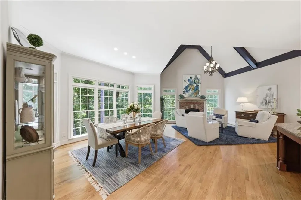 5118 Deer Creek Court Flowery Branch, GA 30542