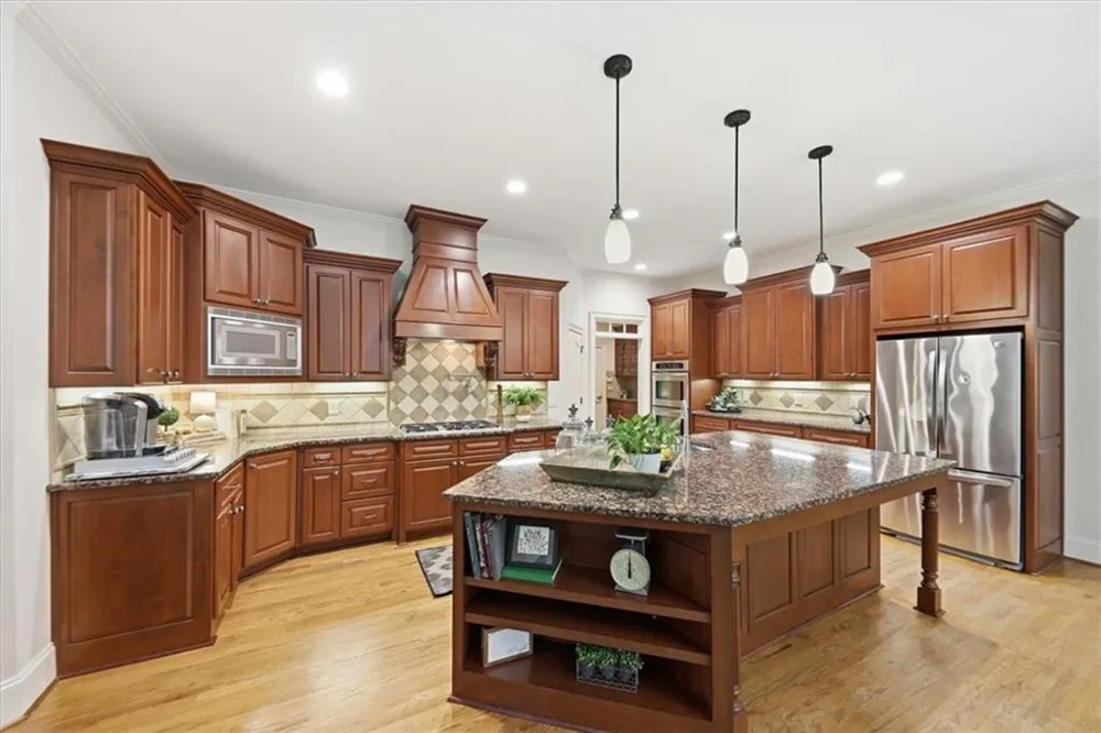 5118 Deer Creek Court Flowery Branch, GA 30542