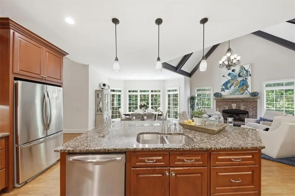 5118 Deer Creek Court Flowery Branch, GA 30542