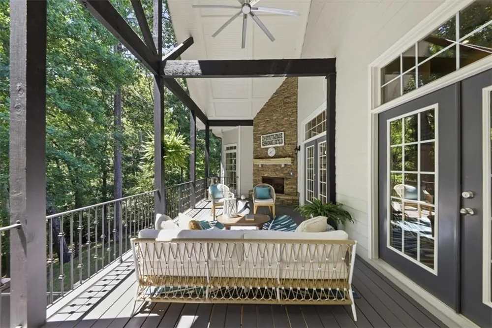 5118 Deer Creek Court Flowery Branch, GA 30542