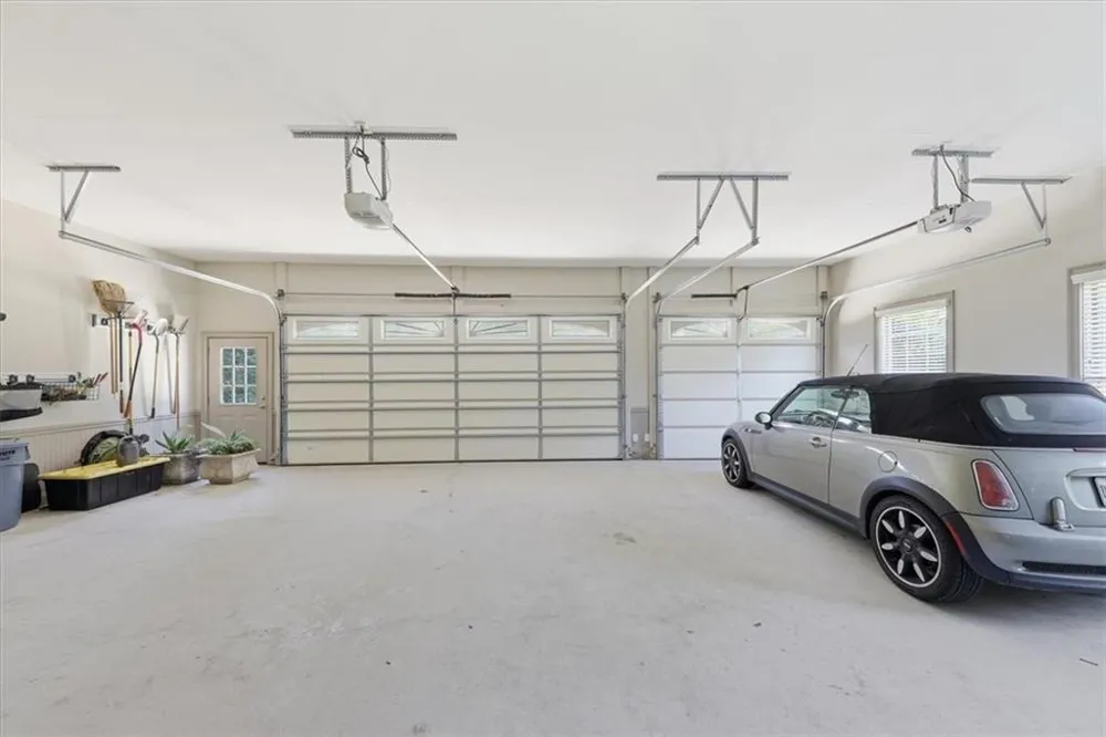5118 Deer Creek Court Flowery Branch, GA 30542
