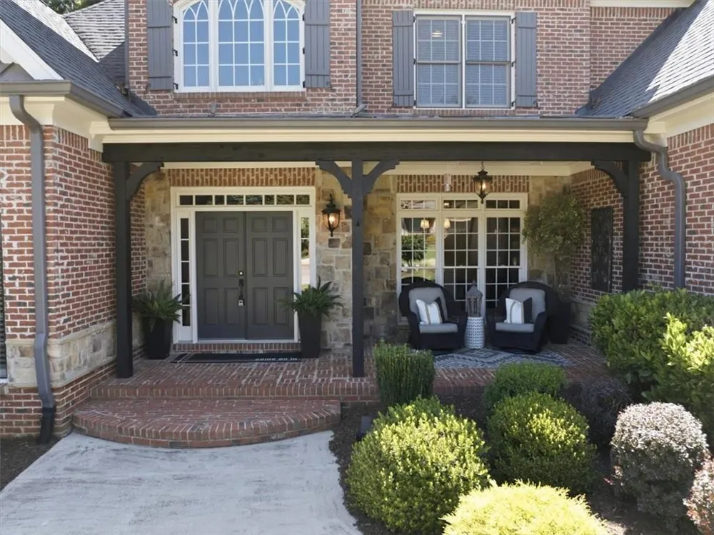 5118 Deer Creek Court Flowery Branch, GA 30542