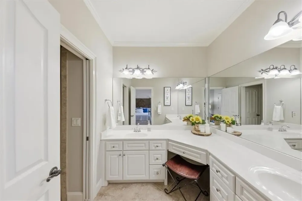 5118 Deer Creek Court Flowery Branch, GA 30542