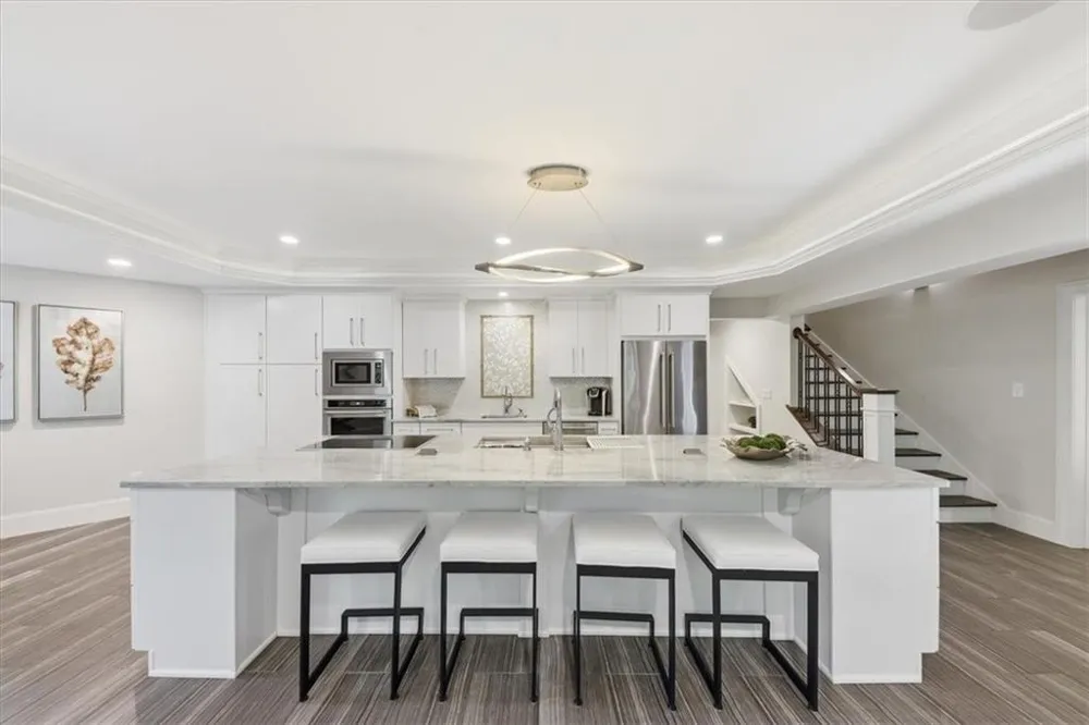 5118 Deer Creek Court Flowery Branch, GA 30542