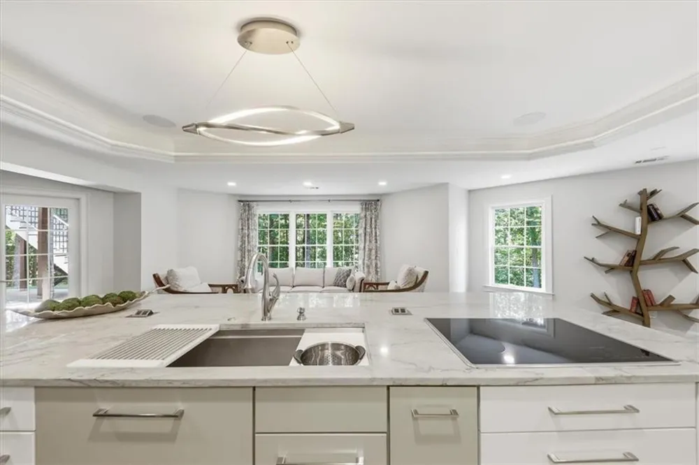 5118 Deer Creek Court Flowery Branch, GA 30542