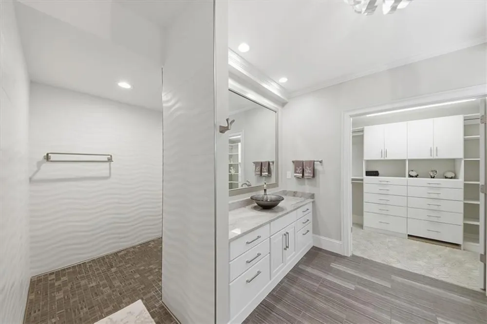 5118 Deer Creek Court Flowery Branch, GA 30542