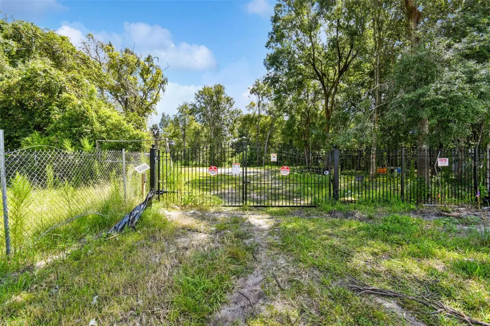1758 LAND O LAKES BOULEVARD Lutz, FL 33549