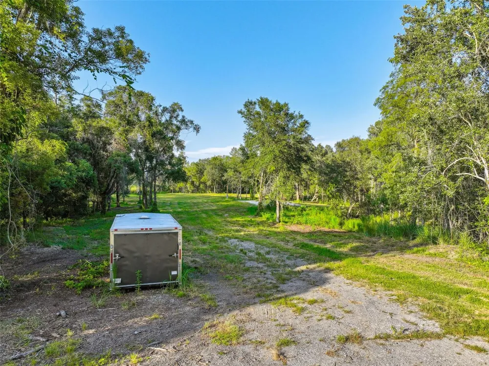 1758 LAND O LAKES BOULEVARD Lutz, FL 33549