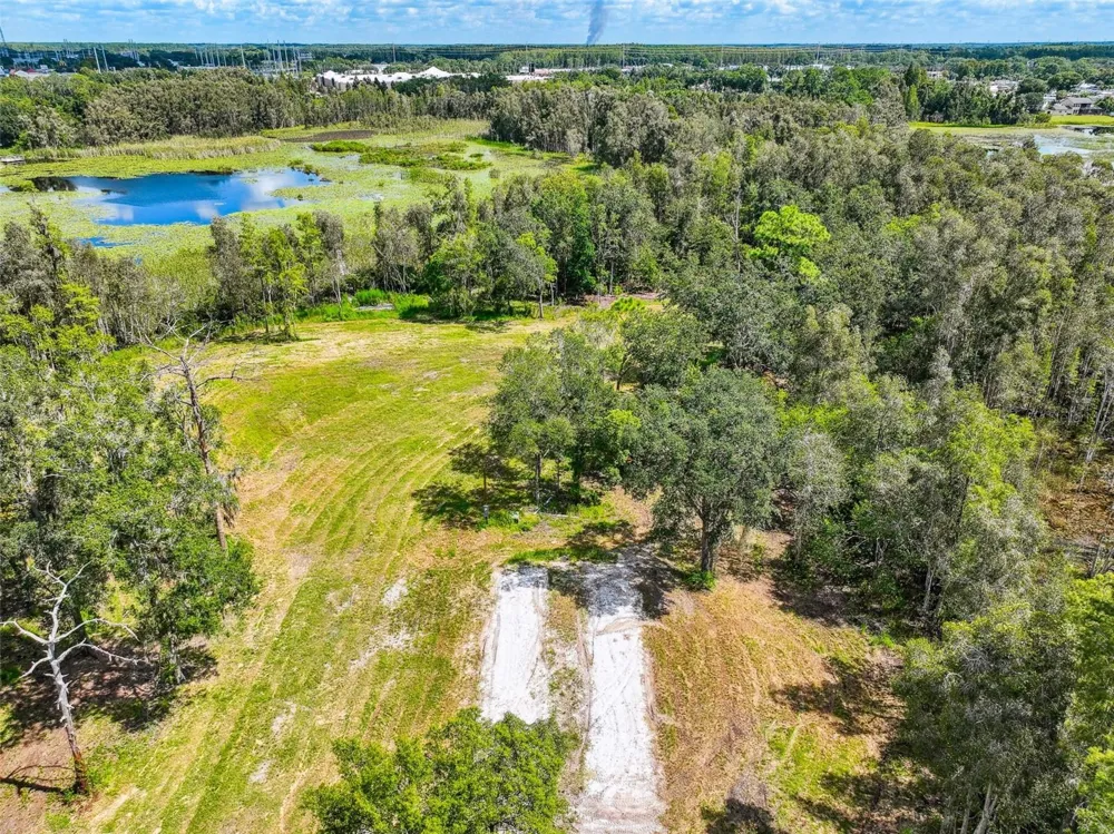 1758 LAND O LAKES BOULEVARD Lutz, FL 33549