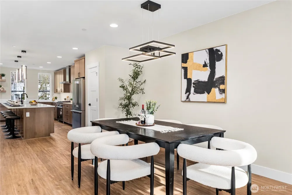 539 NW Juniper Street Issaquah, WA 98027