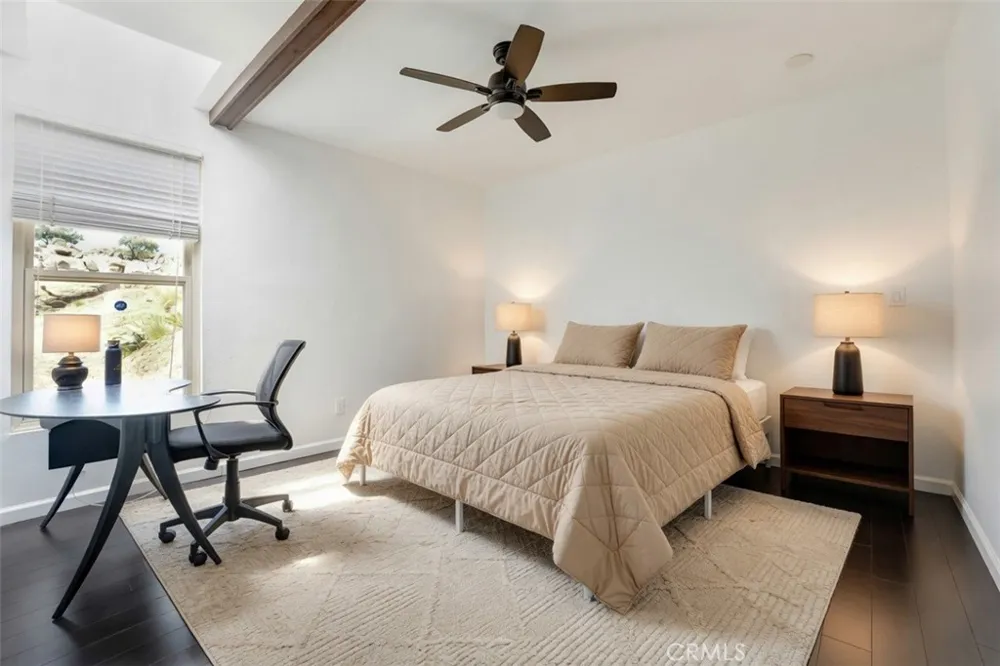 8742 Azul West Hills, CA 91304