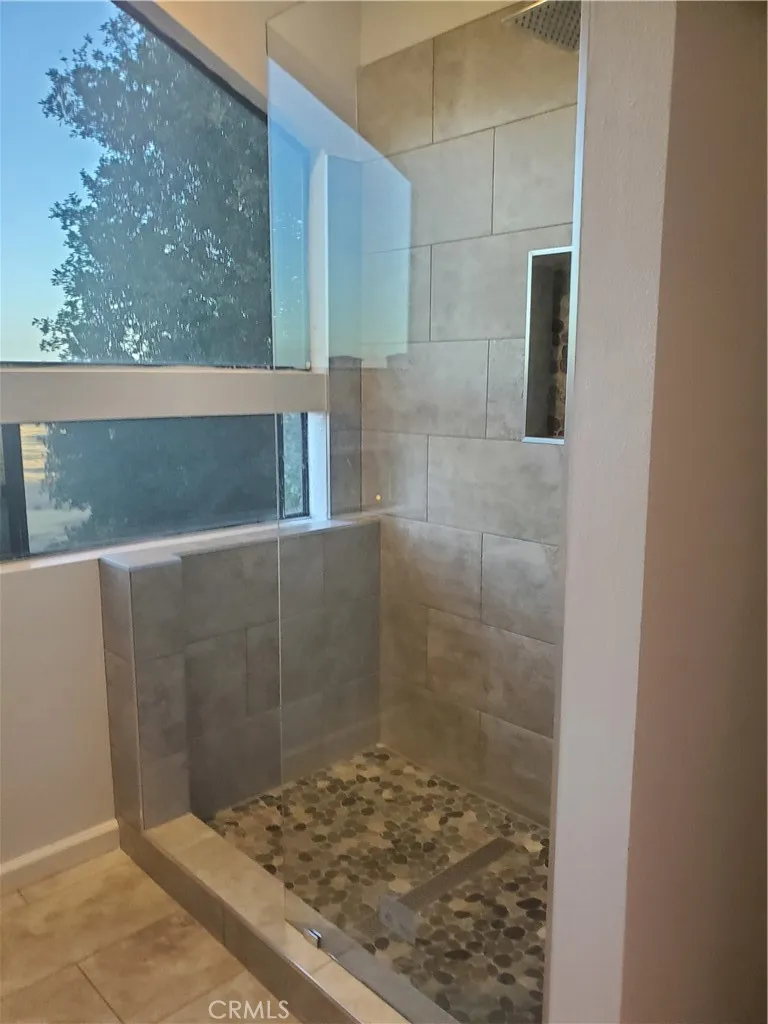 8742 Azul West Hills, CA 91304