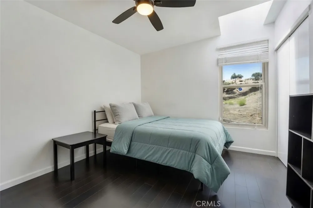 8742 Azul West Hills, CA 91304