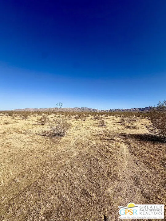 101 2 Mile Road Twentynine Palms, CA 92277