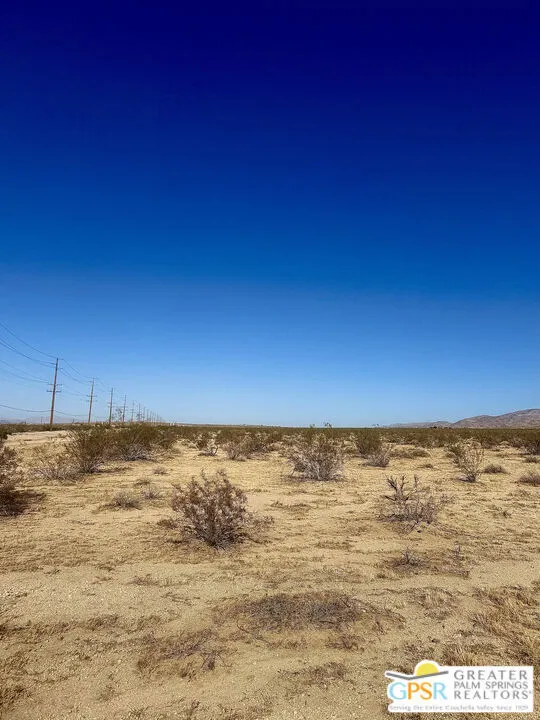 101 2 Mile Road Twentynine Palms, CA 92277